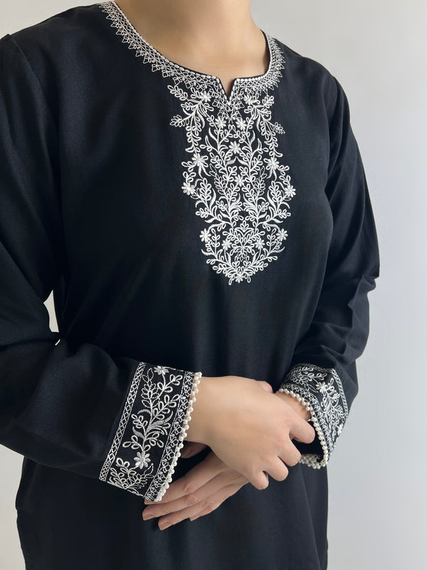 Black Karandi Embroidery Suit JN-FS-1001